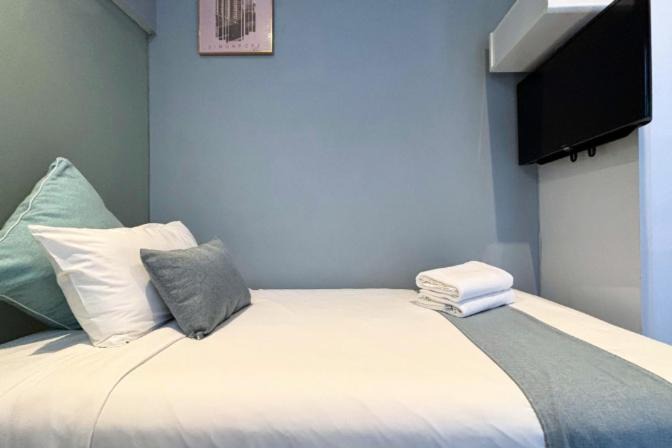 Photo of Bedroom in Chinatown