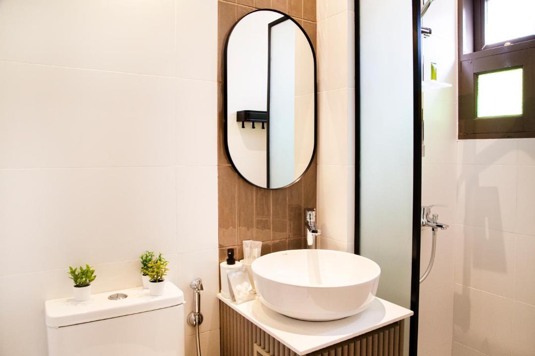 Photo of Bathroom in Geylang