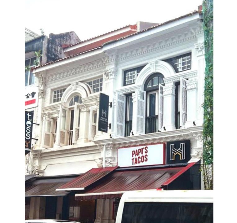 Photo of Buildings in Colonial District