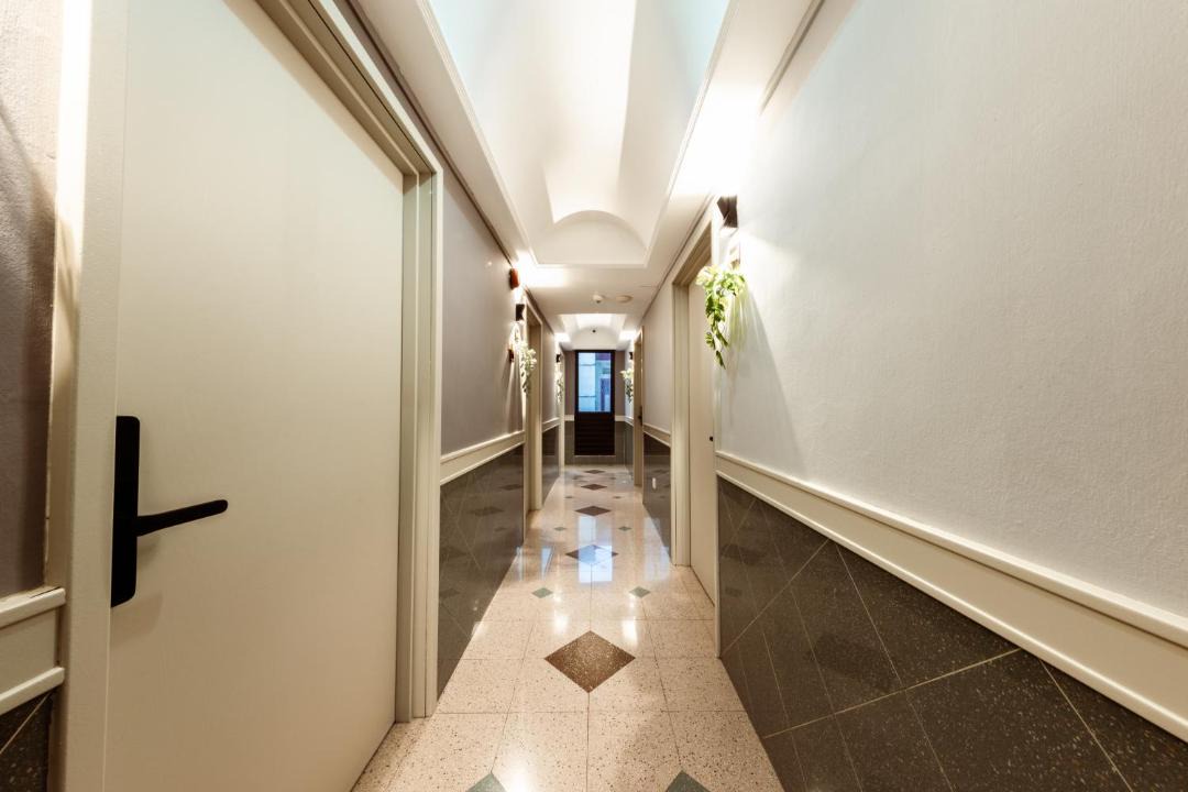 Photo of Bathroom in Geylang