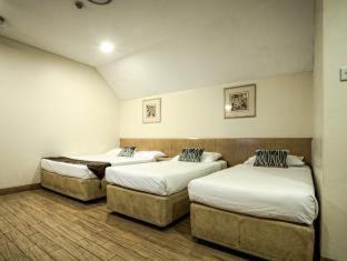 Photo of Bedroom in Geylang