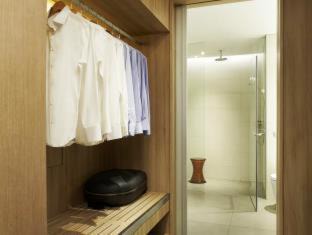 Photo of Bathroom in Tampines