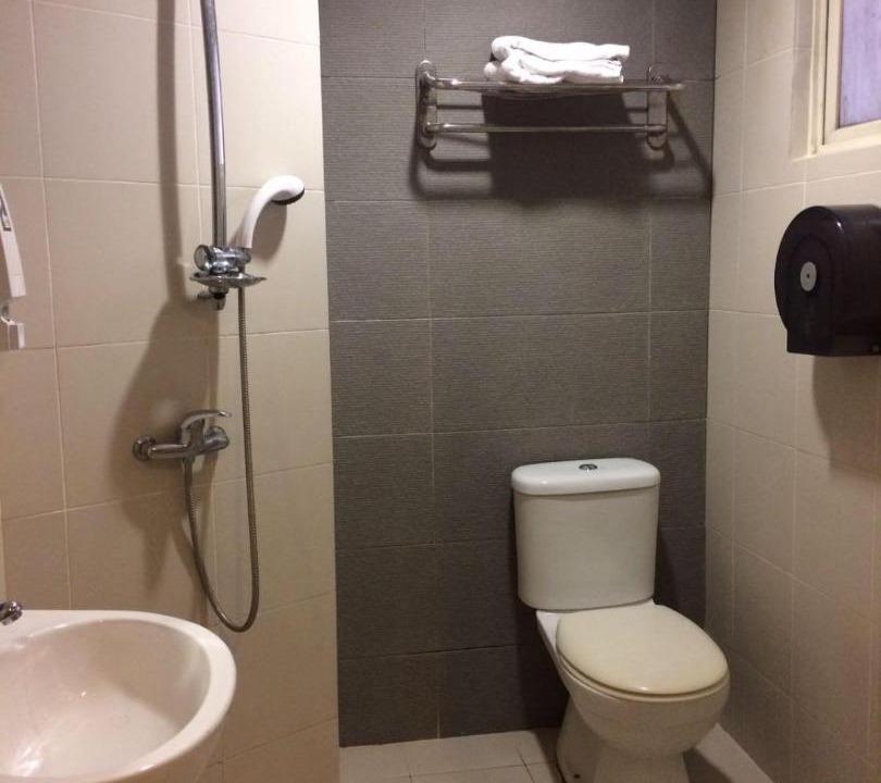Photo of Bathroom in Geylang
