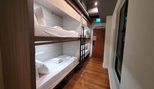 Family Room, Non Smoking, Shared Bathroom