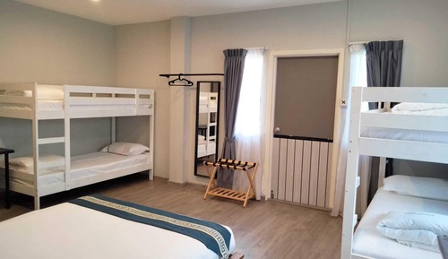 Large Family Ensuite Room