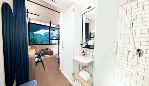 Studio (Up and Down, Bunk)