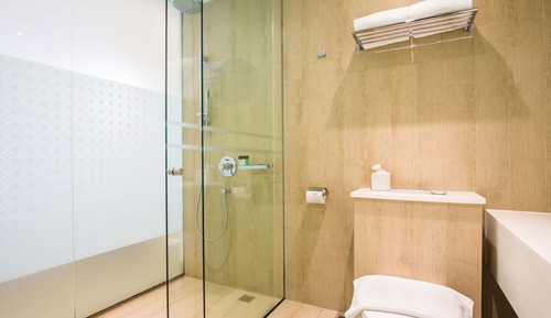 Club Single Room, 1 King Bed