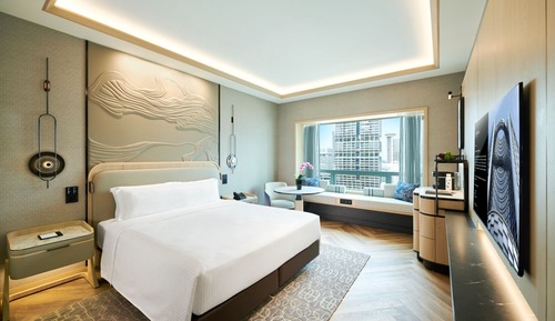 Premier Club Room (Newly Renovated, Club Benefits & Higher Floor)