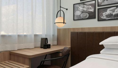 Superior King Room 