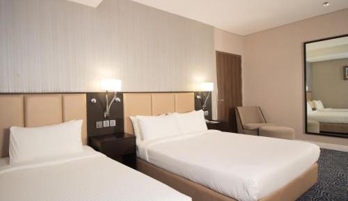 Deluxe Triple Room 2 Beds (12 Hours)