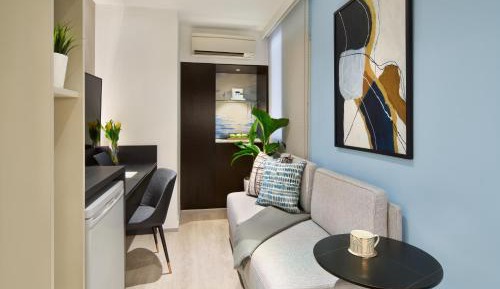 Studio Executive Suite