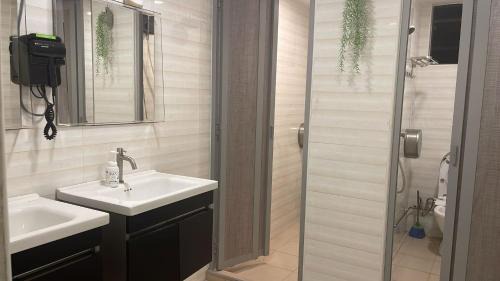 Double Room with Common Bathroom