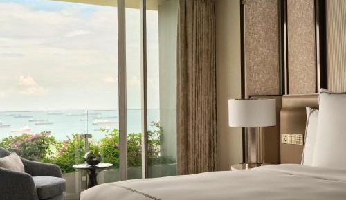 Sands Bay Suite Double Queen Gardens by the Bay View 