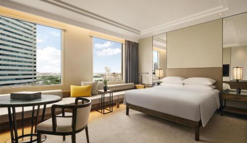Premium King Room