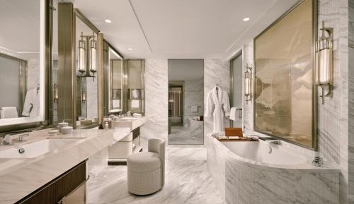 The Paiza Experience - Paiza Premier Suite King City View