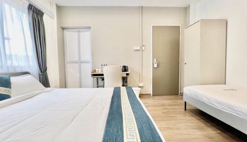 Triple Ensuite