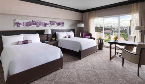 Fairmont, 2 Doubles, Balcony