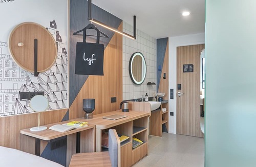Lavender Apartment | lyf Farrer Park Singapore