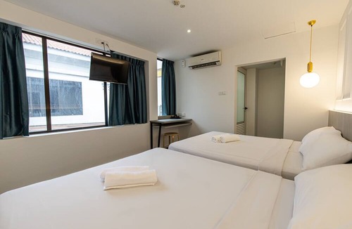 Little India Hotel | Philip Hotel