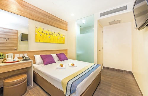 Rochor Hotel | Hotel 81 Dickson