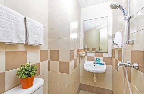 Red Light District Hotel | Hotel 81 Geylang