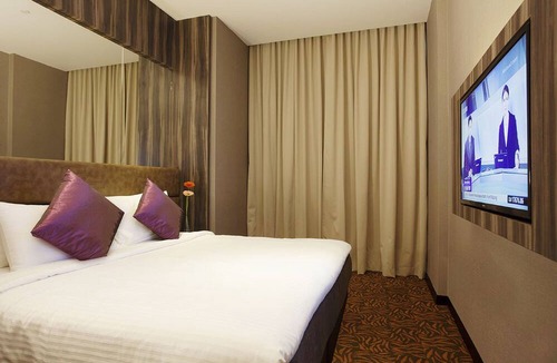 Geylang Hotel | Aqueen Hotel Paya Lebar