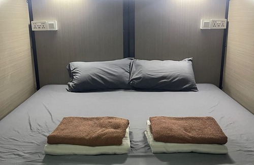 Lavender Hostel | Meadows Hostel