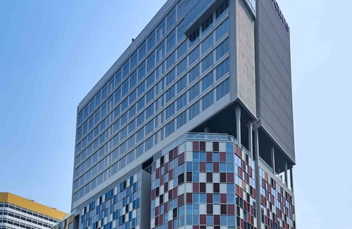 Bugis Village Hotel | Mercure Singapore Bugis