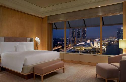 Central Business District Hotel | The Ritz-Carlton, Millenia Singapore