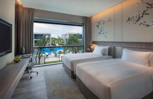Tampines Hotel | Dusit Thani Laguna Singapore