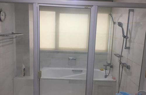 Sembawang House | SPACIOUS SUITE-ROOM