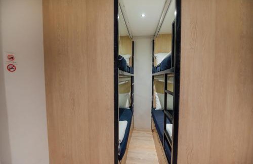 Bugis Village Hostel | Bluewaters Pods @ Bugis