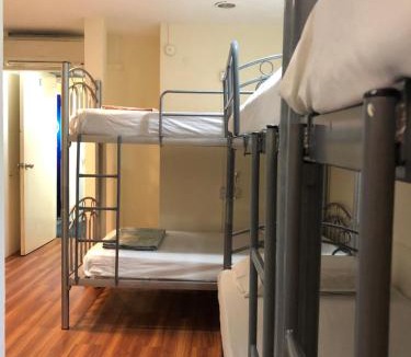 Rochor Hostel | Snooze Inn @Dunlop Street