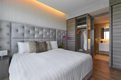 Pan Pacific Serviced Suites Beach Road, Singapore